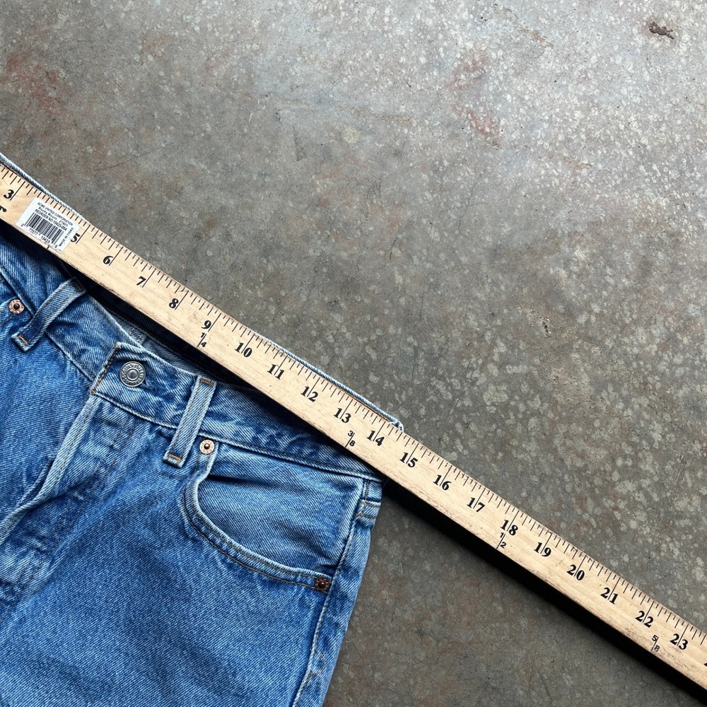 Vintage 90s Levis 501 Mens 30 (30x35) Light Wash Button Fly Jeans Made in USA - Picture 8 of 12